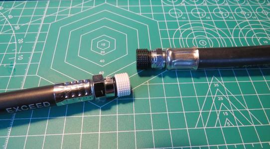 Low pressure hose cap