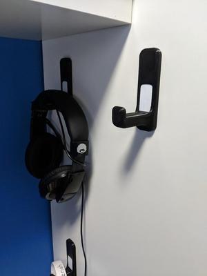 Command Strip Compatible Replacement Hook