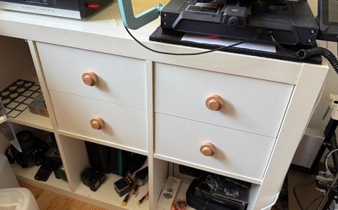 Drawer handle Stud