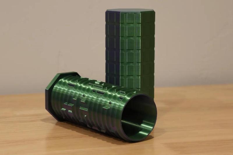 Maze Gift Tube - Large   