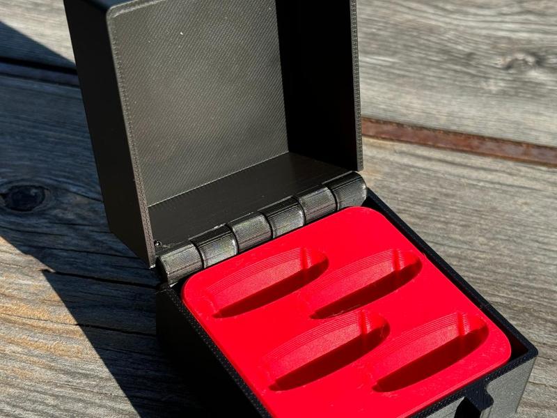 AirTag case for 4 airtags