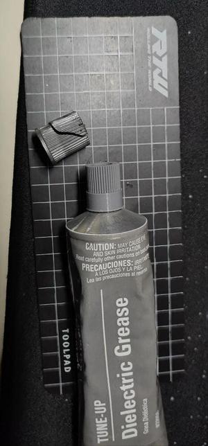 replace cap for Permatex 22058