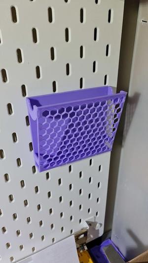 Skadis note holder