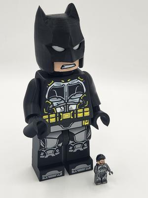 BatMan Brick Minifigure 500% Scale