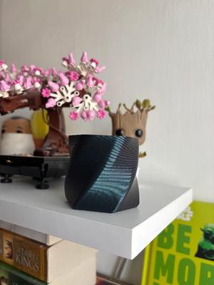 Mini vase   