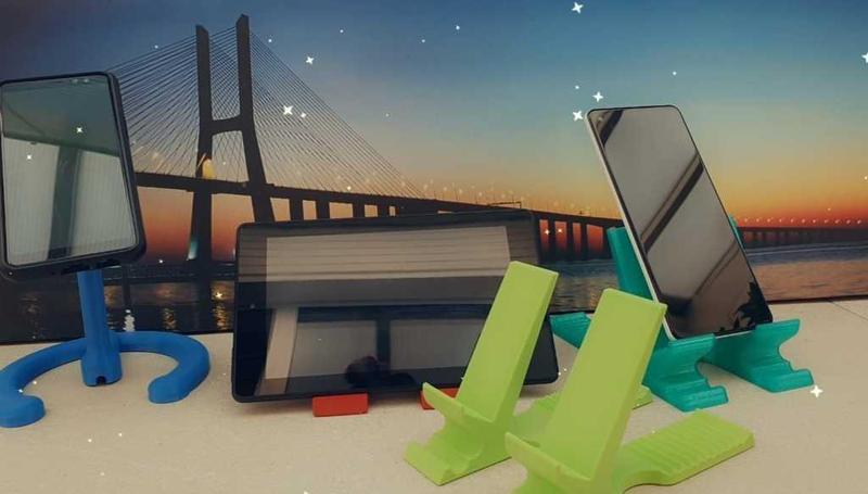 Smartphone Stand
