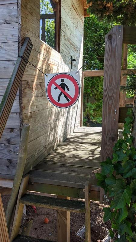 No Trespassing - Durchgang Verboten