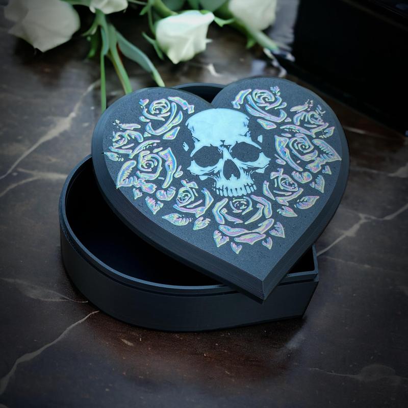 Skull Heart Box - COMMERCIAL USE ALLOWED