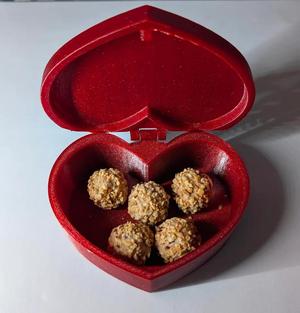 Valentine Heart Gift / Chocolate Box   