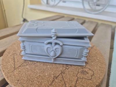 Disney Snow White Evil Queen Heart Box