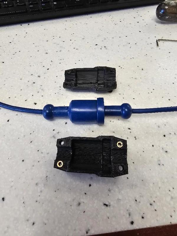 Hydraulic Dust Cap Holder   