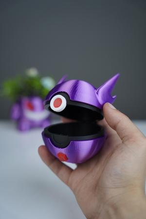 Hinged Sableye Pokeball