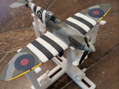 Model Airplane Building Jig