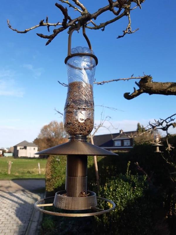 Mix and Match Birdfeeder Aquarius bottle adaption