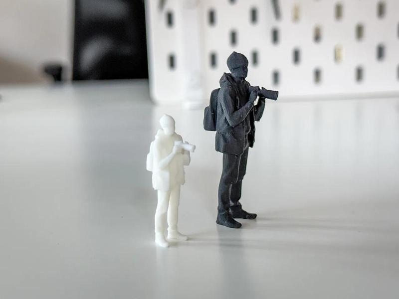 Miniature Photographer/Tourist for your Diorama   