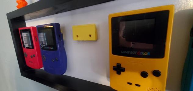 Clip for Gameboy Shadow Box