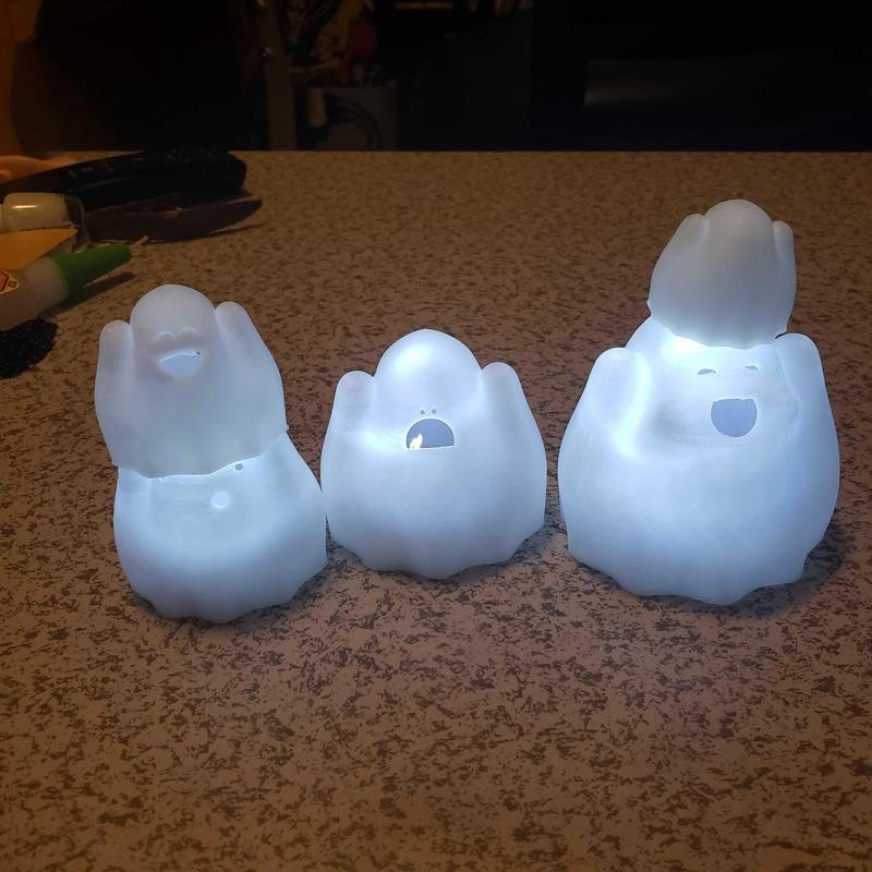 Stackable nesting chubby ghosts