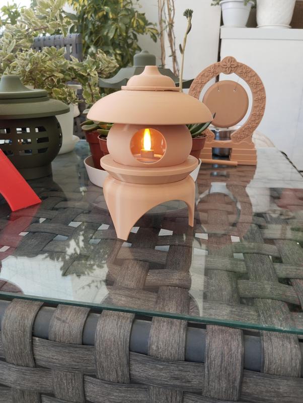 Japanese Garden Pagoda Lantern Lamp N.4