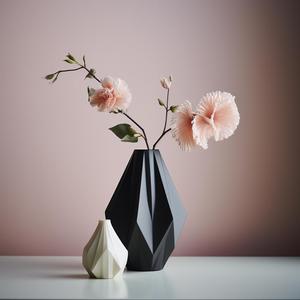 Delio Vase – Geometric Modern Decor