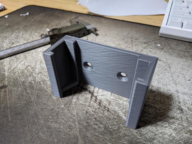 Skimz Quiet Pro Controller Bracket