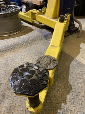 Auto hoist replacement pad (TPU) 130mm Octogon