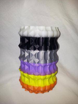 Two faced vase v4