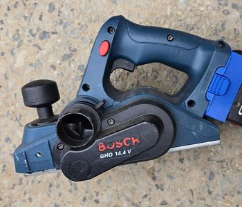 DeWALT 18v XR battery to Bosch 14.4v tool Ni-MH