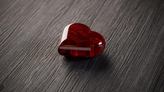 Heart - 'Mom & Dad' engraved inside