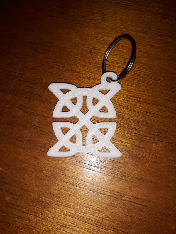 Celtic knot Keychain
