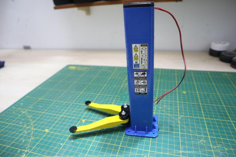 10th scale Two post lifts