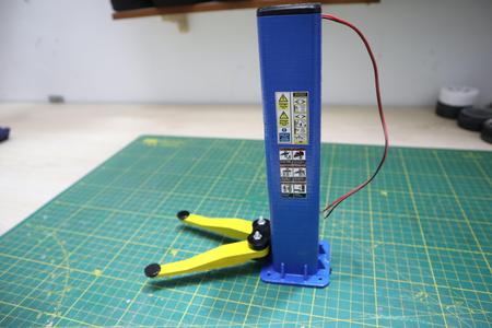 10th scale Two post lifts