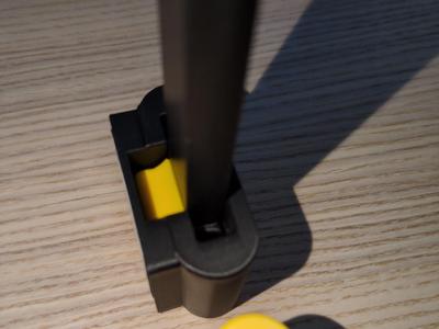 Bed scraper using Bambu Lab blade with wall holder