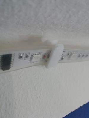 led stripe holder