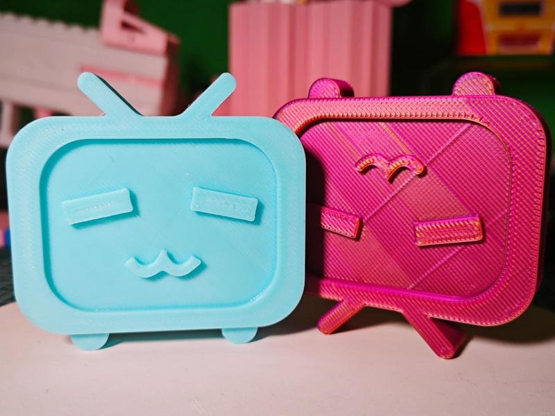 Bilibili Mini TV (Refrigerator Magnet)