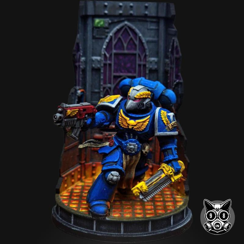 Base for miniatures