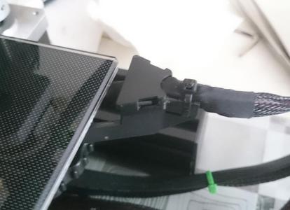 Cover of Strain Relief Bracket for Heated Bed Cable (Ender-3 / Ender-3 Pro)