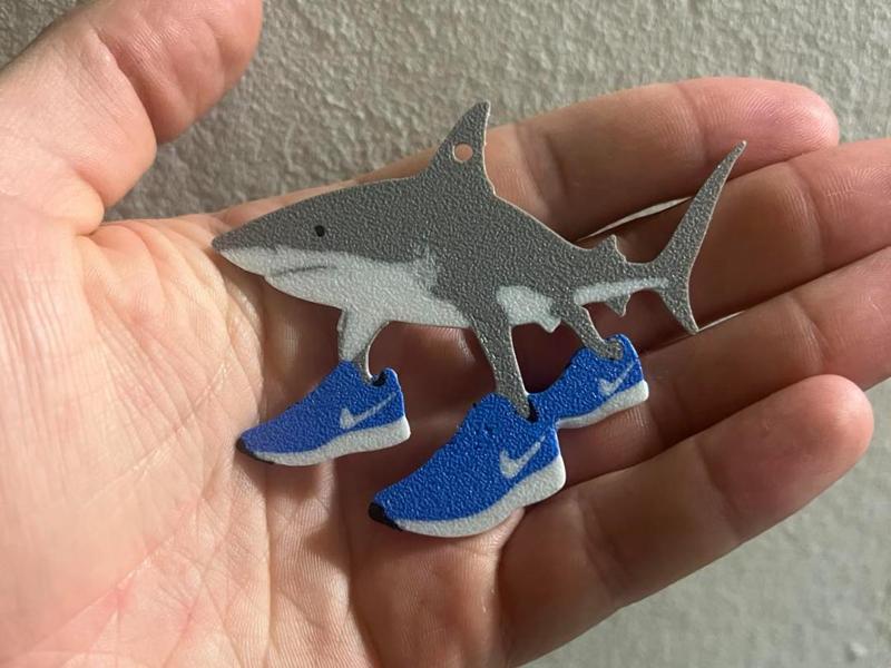 Tralalero tralala (keychain)