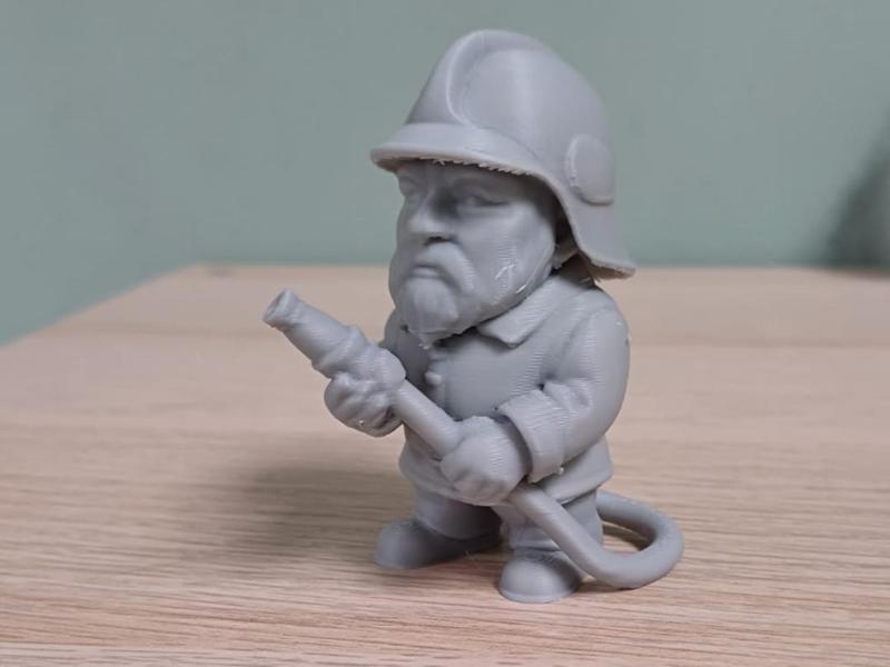 Gnome firefighter