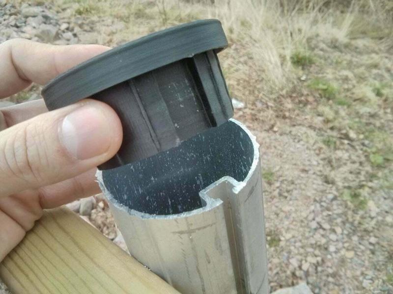 Fence pole cap
