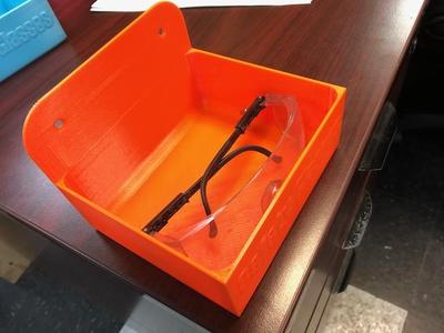 Box for safety glasses