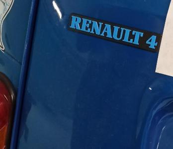 Renault 4 Monogram