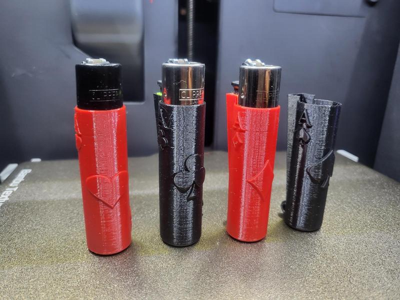 Clipper lighter case/keychain - 4 aces