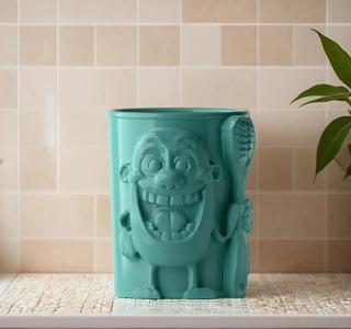 Happy Fella Toothbrush Vase