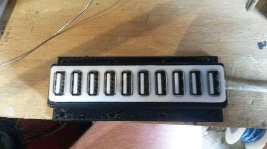 Remix - Parametric USB power hub