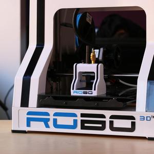Multi-Color Robo R1 USB Holder