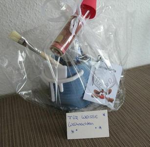 Paint can with handle/hanger