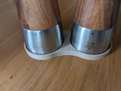 Salt & Pepper Stand