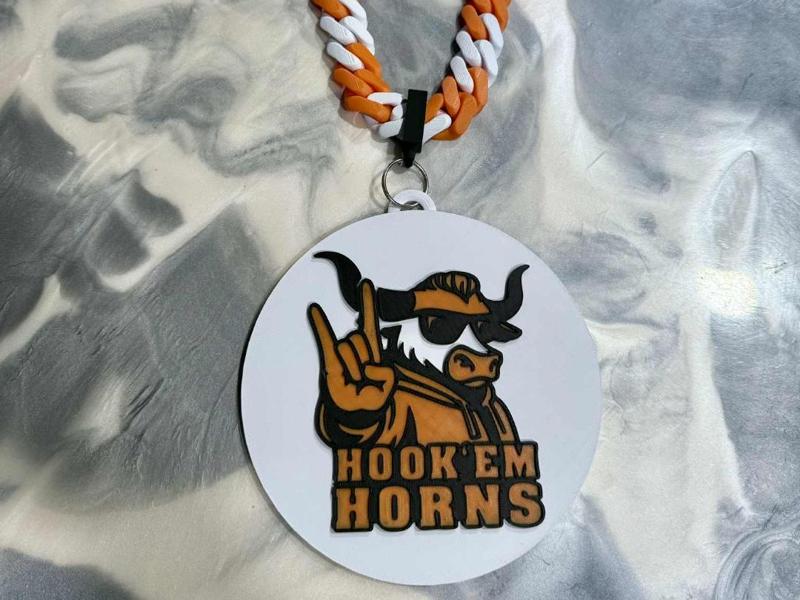 Hook' EM Horns Horns Up Texas Longhorns Pendant