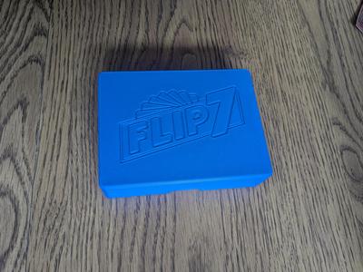 Flip 7 case for sleeved cards