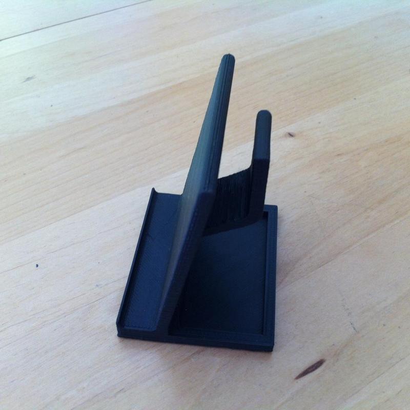 BlackBerry z30 desktop cradle / dock with earphone hook